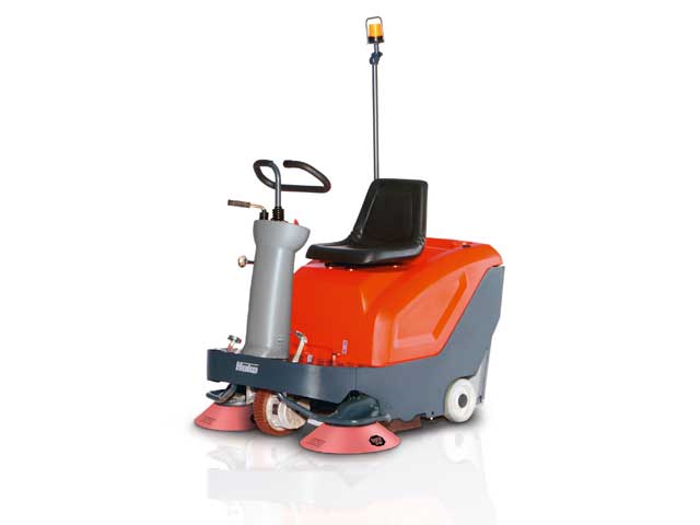 commercial ride on sweeper sweepmaster b800r