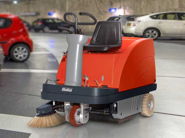 ride on industrial vacuum sweeper sweepmaster 900r